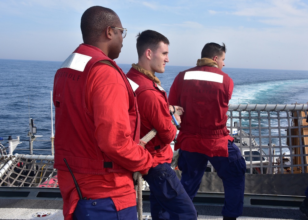 Crew prepares for flight quarters aboard CGC Bertholf