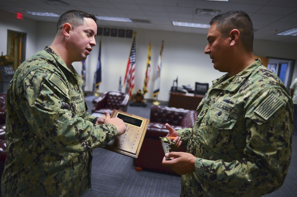 Navy Recruiter Receives 'Six Shooter' Award