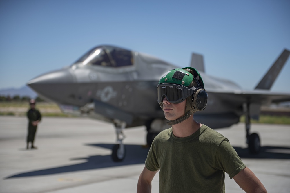 USMC Brings F-35Bs to Red Flag