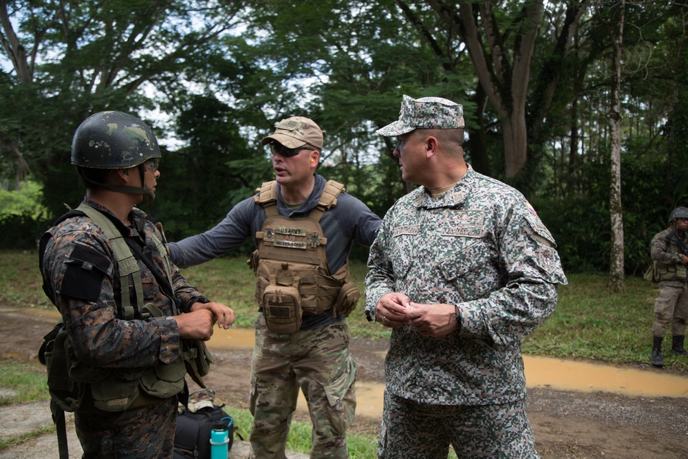 Marines conduct training to strengthen partnerships with Guatemalan Marines in Guatemala