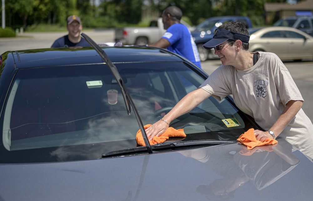 Chiefs wash cars for Navy awareness