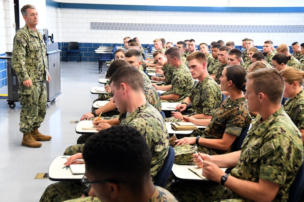 190719 CNSTC SPEAKS TO NROTC NSI MIDSHIPMAN INSTRUCTORS