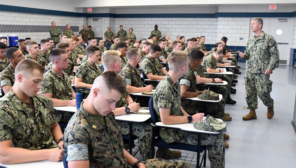 190719 CNSTC SPEAKS TO NROTC NSI MIDSHIPMAN INSTRUCTORS