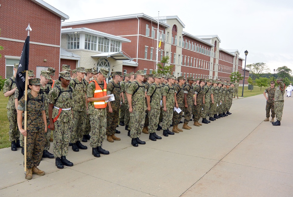 190719 NROTC NSI MIDSHIPMAN CANDIDATES OBSERVE RTC PIR