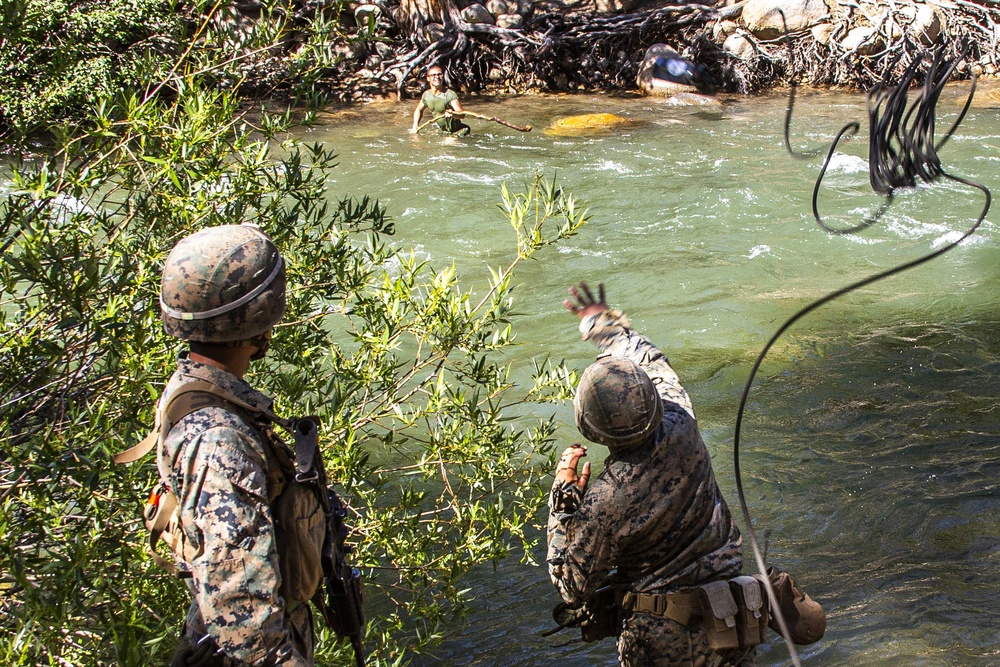 MTX 4-19: Golf Company One-Rope Bridge