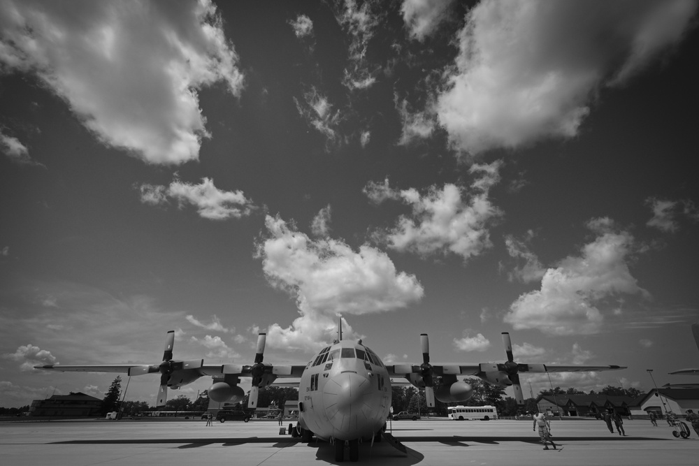 182nd Airlift Wing arrives at Northern Strike 19