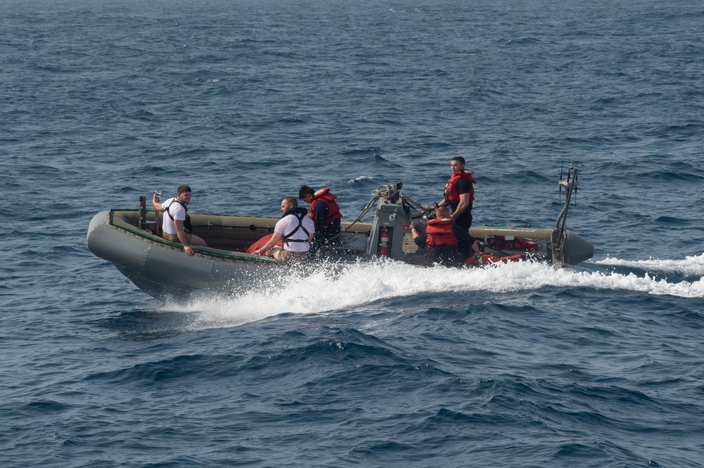 DVIDS - Images - USS Leyte Gulf Conducts Boat Operations [Image 1 of 7]