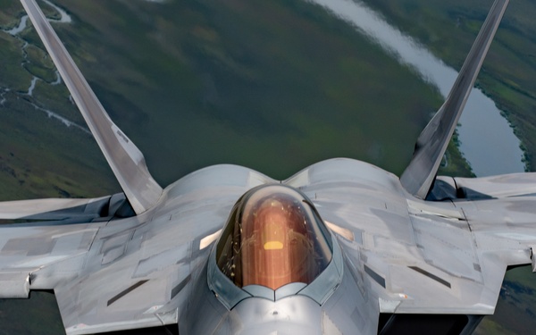 F-22 Demo Team Heads to 'Super Bowl' of Air Shows