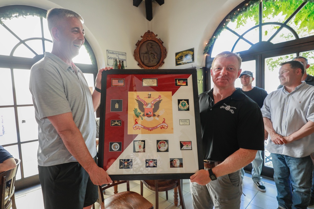 Regiment bids farewell to senior enlisted advisor