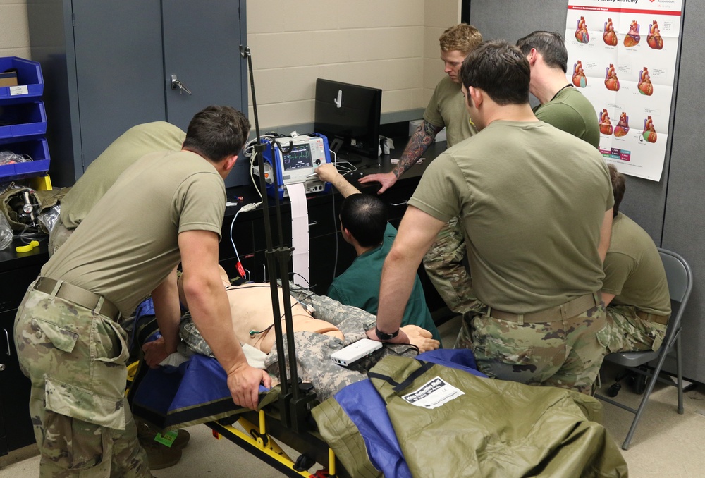 Students Train To Become Special Operations Medics