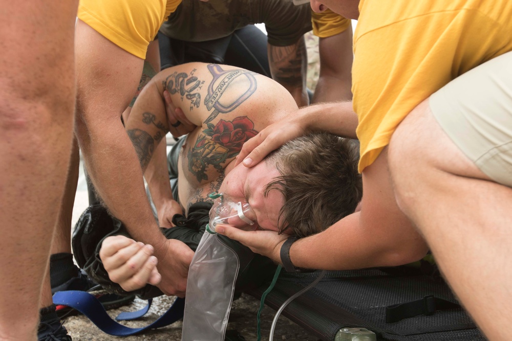 Soldiers Dive Deep for Training