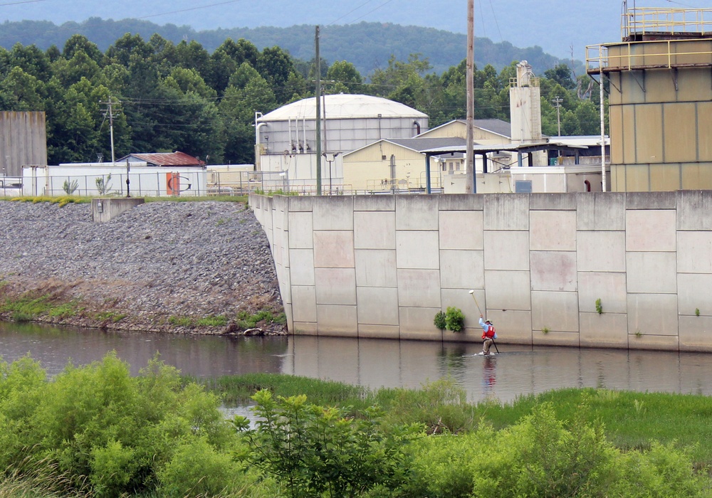 Army Corps performs channel survey in Moorefield, West Virginia