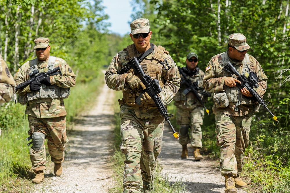 Michigan, Puerto Rico National Guardsmen cooperate during Northern Strike 19