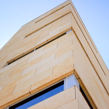 A facility for a dynamic future — Army Corps delivers high-tech space for intelligence command