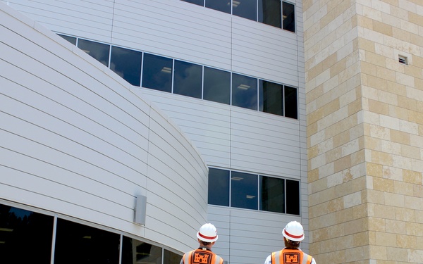 A facility for a dynamic future — Army Corps delivers high-tech space for intelligence command