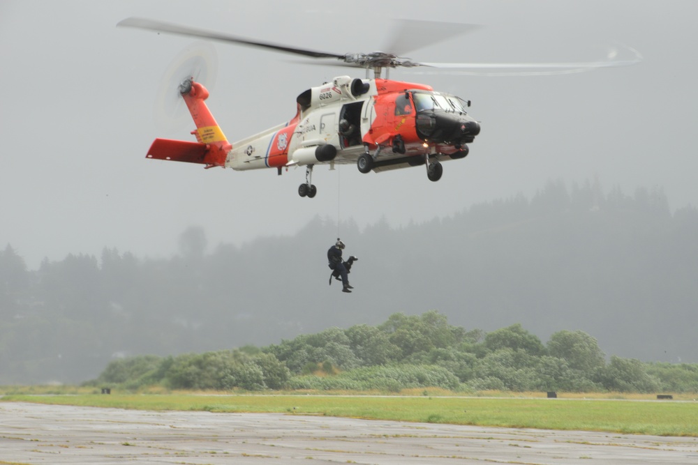 MSST Seattle 91101 K-9s train at Coast Guard Sector Columbia River