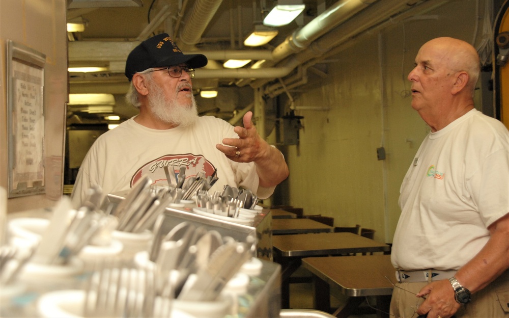 Plank owner visits Battleship