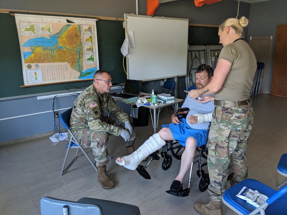 Army Reserve Medical Command Soldiers provide care in local community