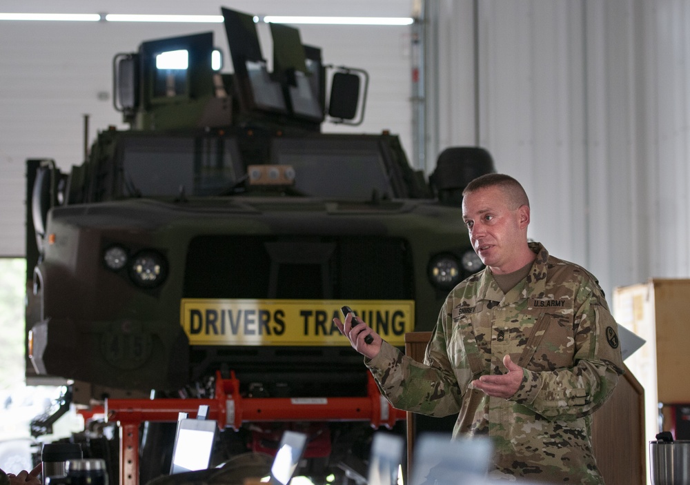 Soldiers conduct familiarization training on JLTV