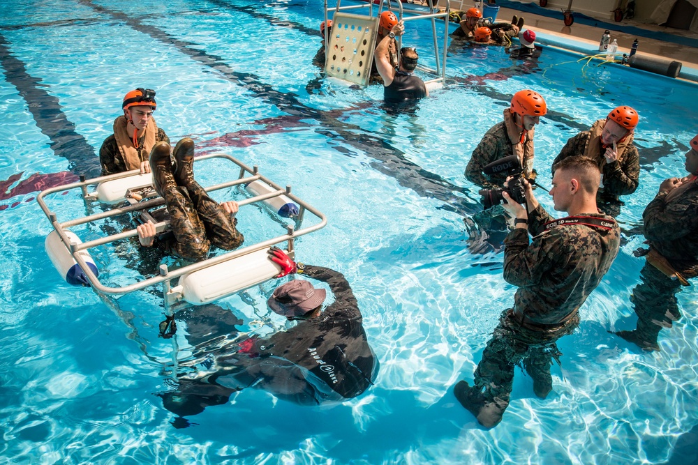 Amphibious War Fighters | 3rd MLG Marines take on the &quot;Helo-Dunker&quot;