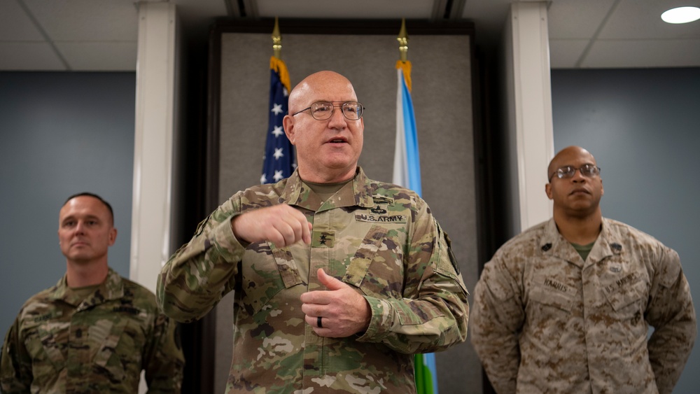 Carns becomes CJTF-HOA CSEL