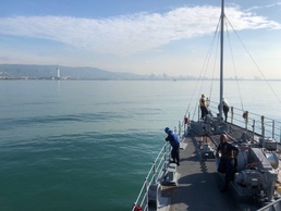 USS PATRIOT ARRIVES IN CEBU