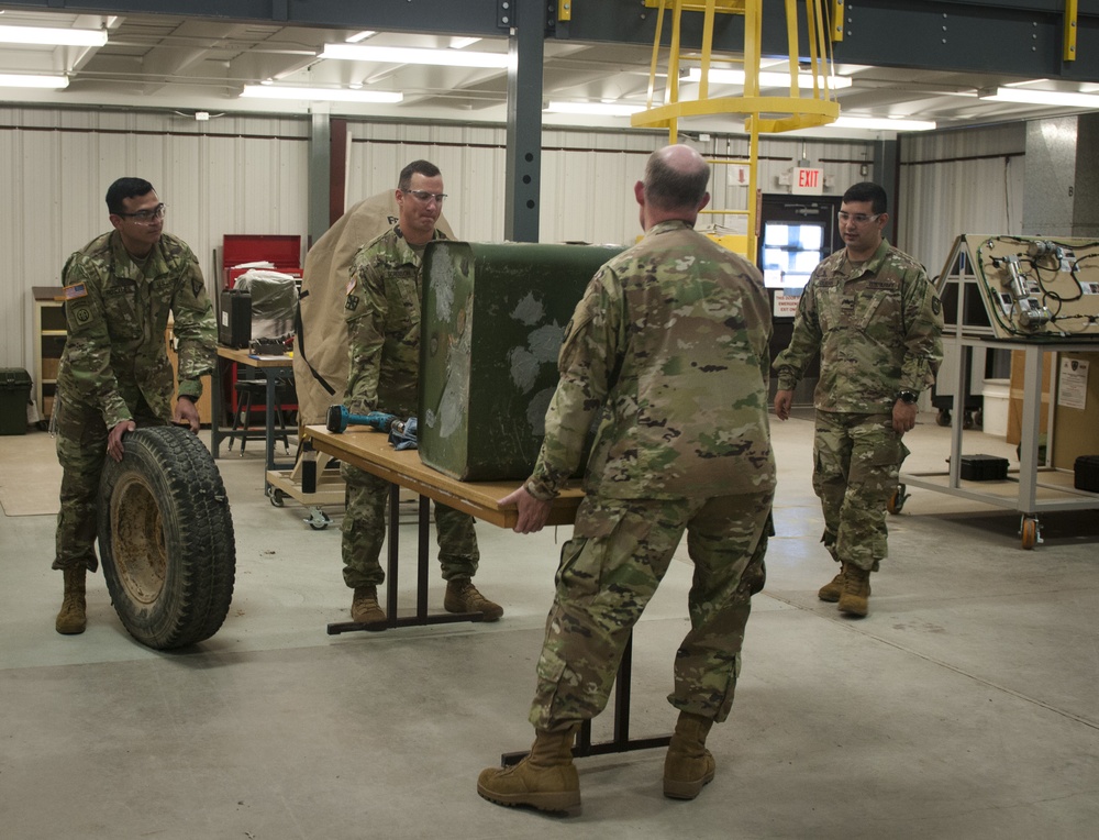 Soldiers participate in battle damage assessment exercise