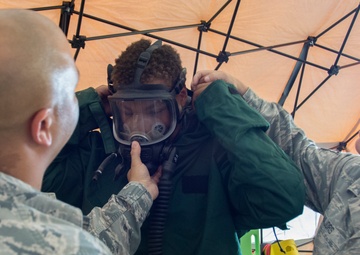 ISU honor students tour base