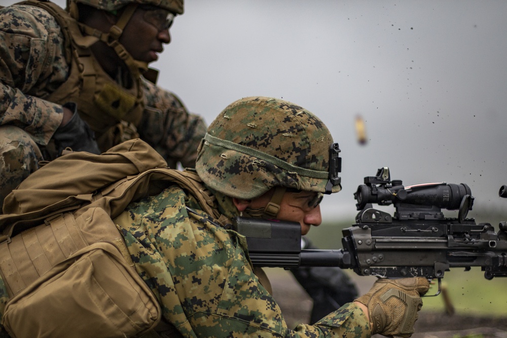 Sentinels at the range; MWSS-171 conducts a live-fire range