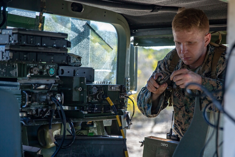 Talisman Sabre 19 D-Day +1; forward command and control follows amphibious assault