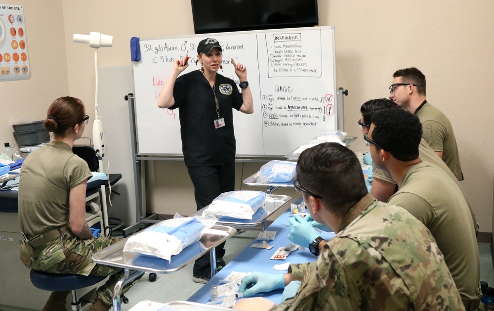 SOCM Students Taught Suturing Skills