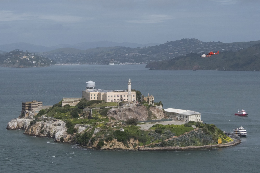 Air Station San Francisco Formation Flight