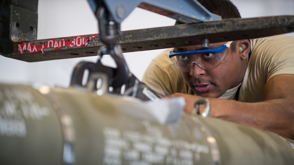 Weapons Load Crew of the Quarter Competition