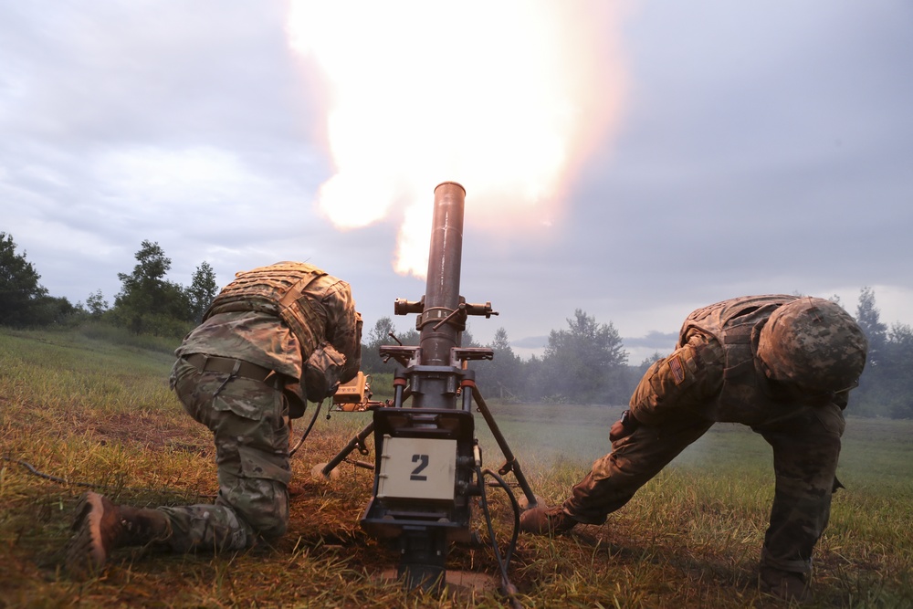 2nd Battalion, 108th Infantry Regiment mortar crews qualify