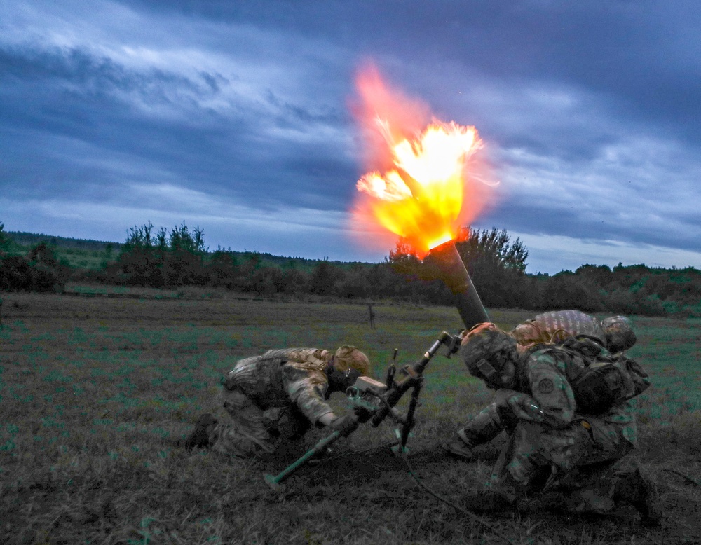 2nd Battalion, 108th Infantry Regiment mortar crews qualify