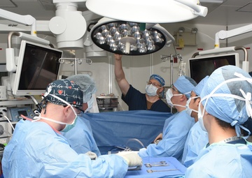 USNHY, JMSDF Surgical Teams Participate in Collaborative Medical Exercise