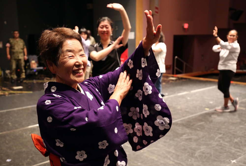 Japanese volunteers teach traditional dances at Camp Zama