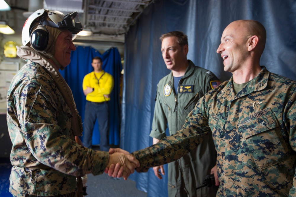 III MEF commanding general visits USS Wasp during Talisman Sabre 2019