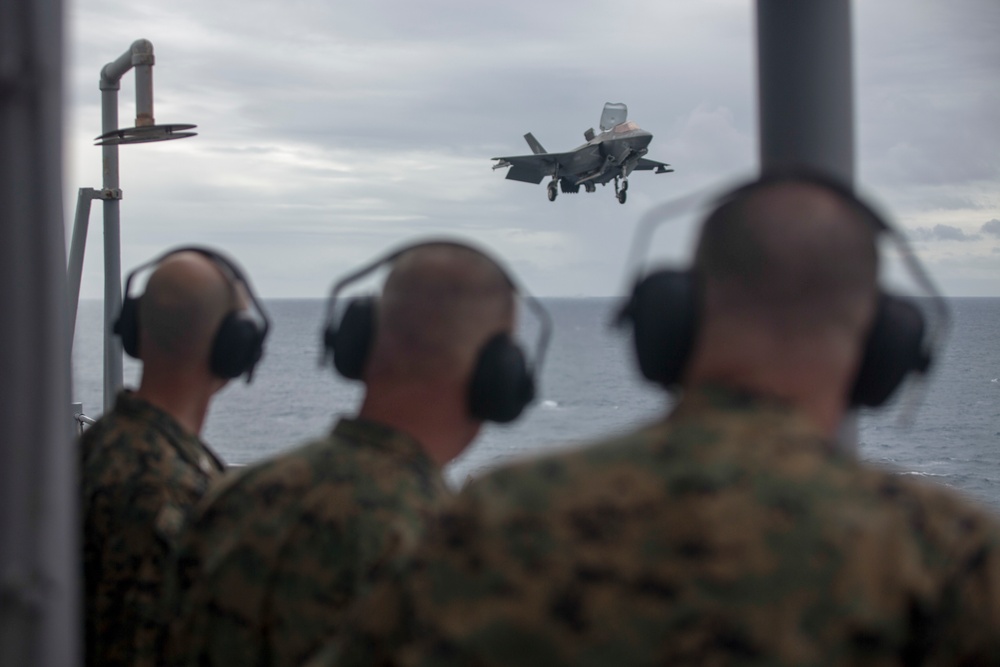 III MEF commanding general visits USS Wasp during Talisman Sabre 2019