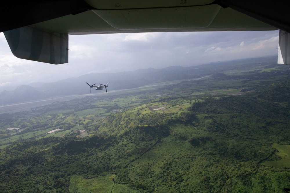VMM-262 conduct confined area landing drills during MASA 19.2