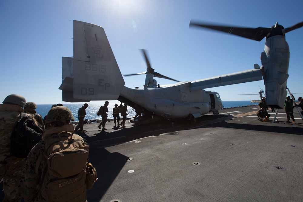 31st MEU Marines conduct range cleanup during Talisman Sabre 2019