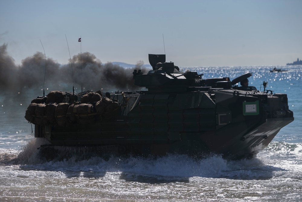 31st MEU conducts combined amphibious assault during Talisman Sabre 2019
