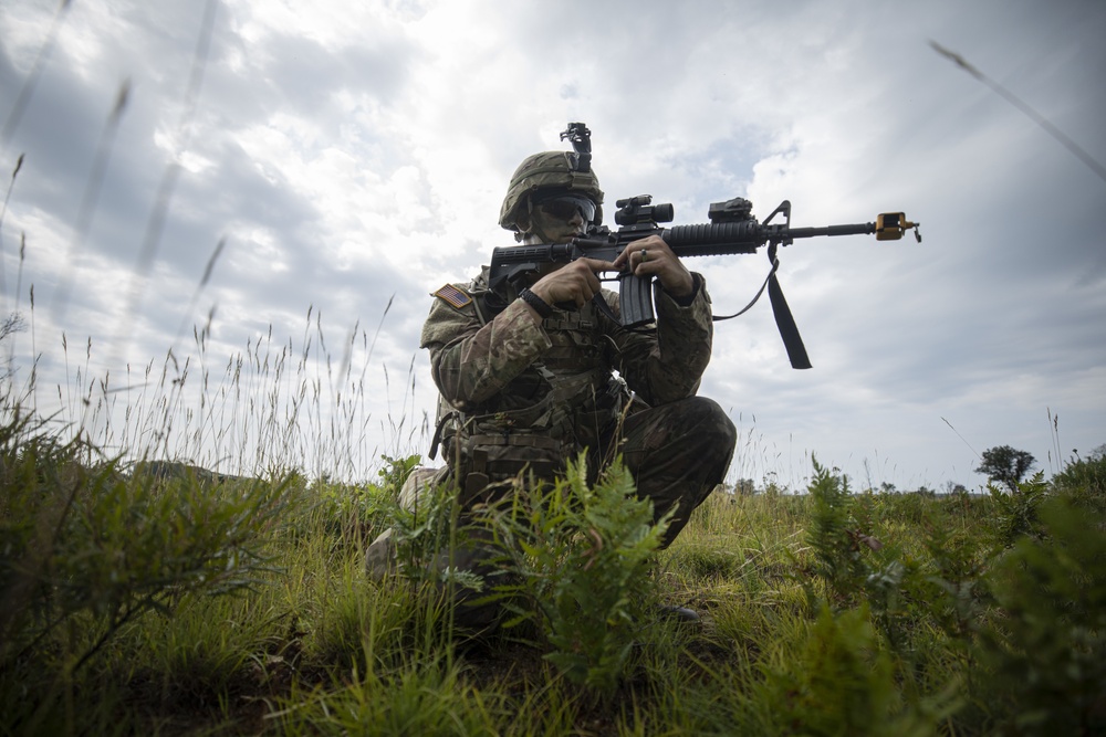 Oklahoma National Guard troops train with Latvian soldiers during Northern Strike 19