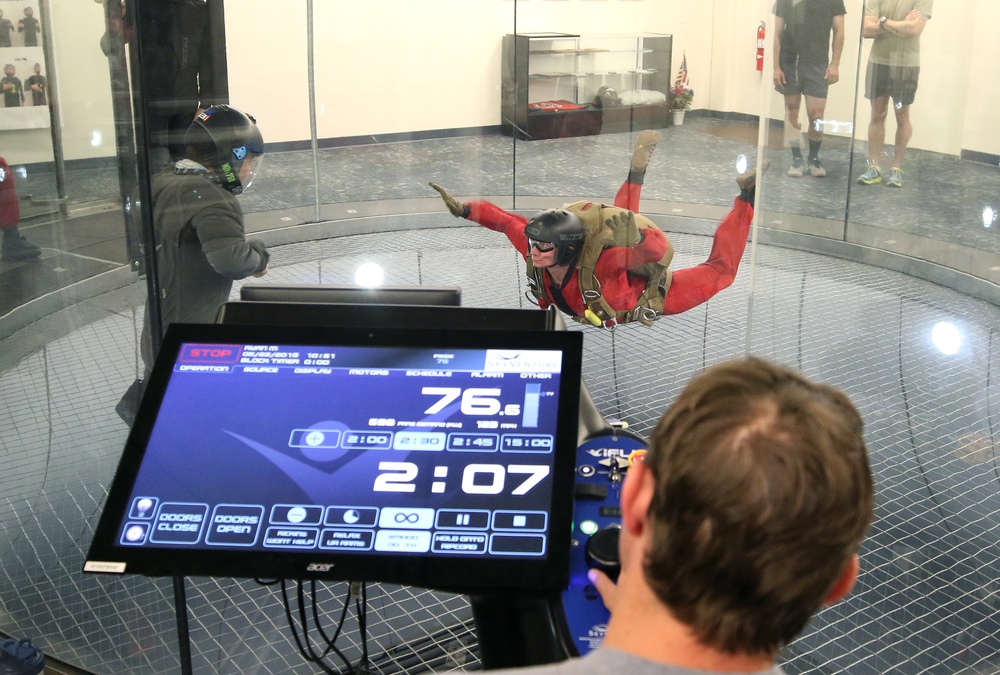 Students Prepare For Free Fall In Realistic Simulator