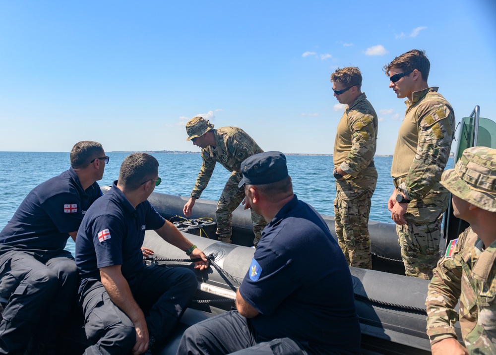 EODMU 8 conducts small-boat IED training during Eurasian Partnership Mine Counter Measure Dive 2019
