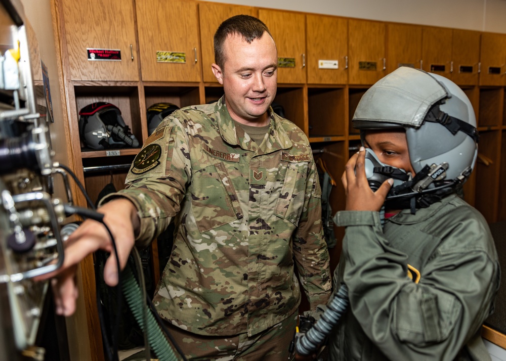 Child becomes honorary B-2 pilot for a day at Whiteman AFB