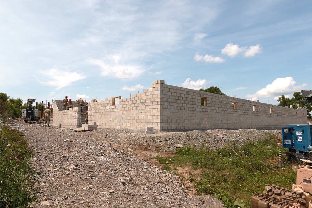 861st Engineers Build Multi-Purpose Building/Gym in Romania