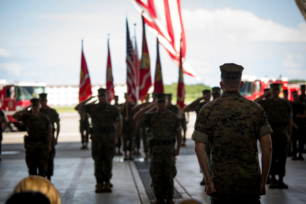 Maj. Gen. Rock passes torch to Brig. Gen. Bowers at MCIPAC CoC