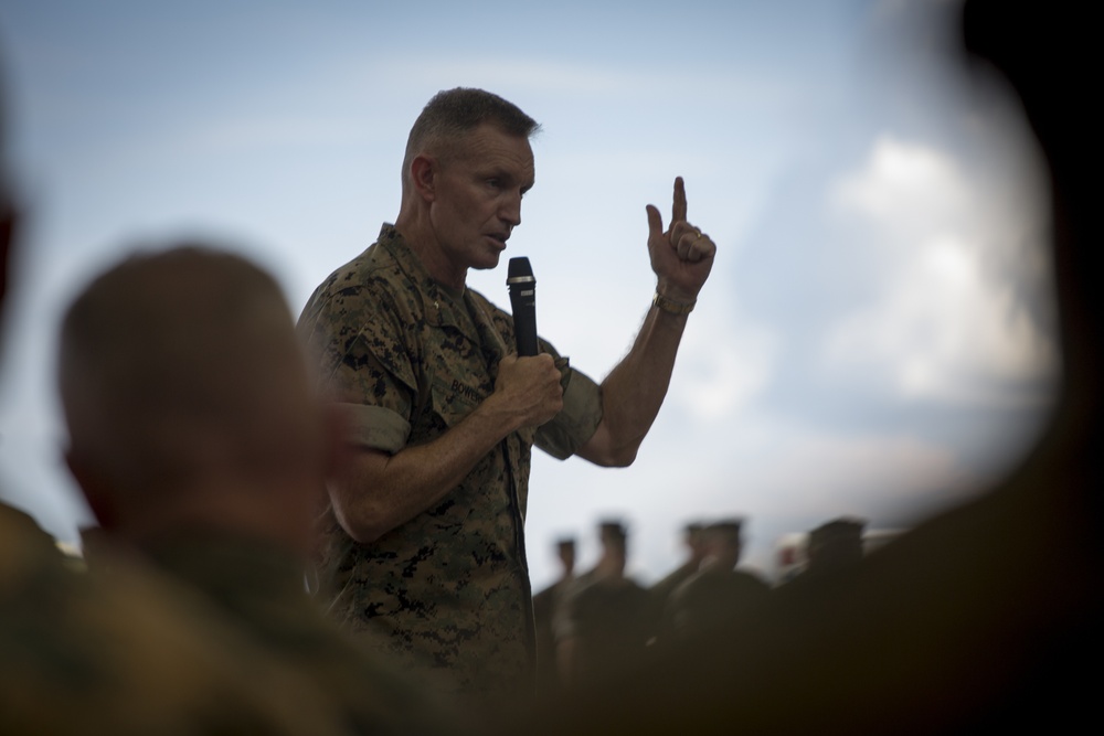 Maj. Gen. Rock passes torch to Brig. Gen. Bowers at MCIPAC CoC