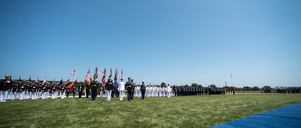 POTUS and VPOTUS participate in a welcome ceremony for SD Esper